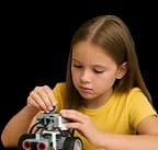 Students learning with STEAM curriculum